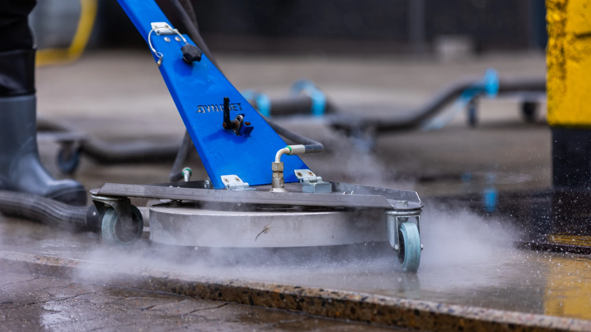DYNAJET floor cleaner 10 web