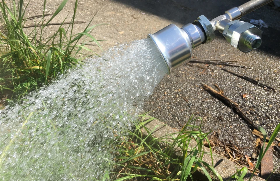 DYNAJET weed removal spot